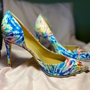 BCBGeneration Harnoy Pump, Size 9.5, Tie-Dye
